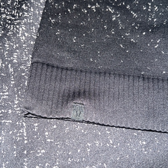 NWOT Lululemon long sleeve top - Picture 10 of 13